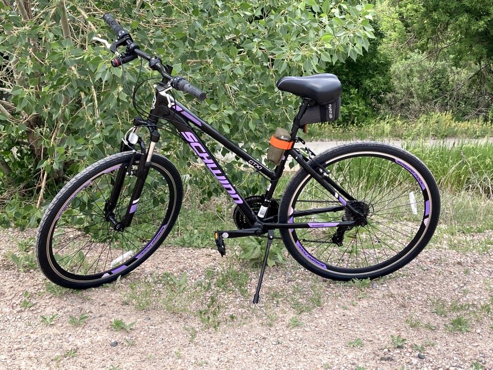 Schwinn GTX 1.0 Hybrid Bike – Like New