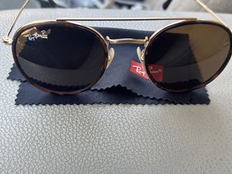 Ray Ban