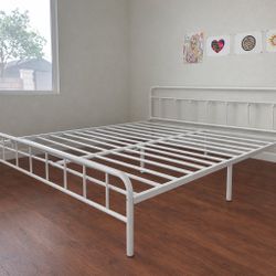 ÇA King Bed White Metal Bed Frame