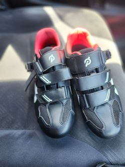 PELETON SHOES