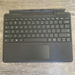 Microsoft Signature Keyboard For Surface Pro 8,9 Or X
