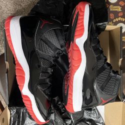 2019 NIKE AIR JORDAN 11 BREDS SIZE 11 DS