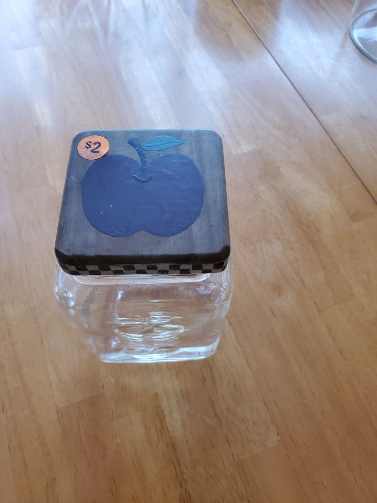 Apple themed storage container