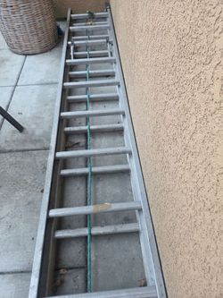 Aluminum ladder