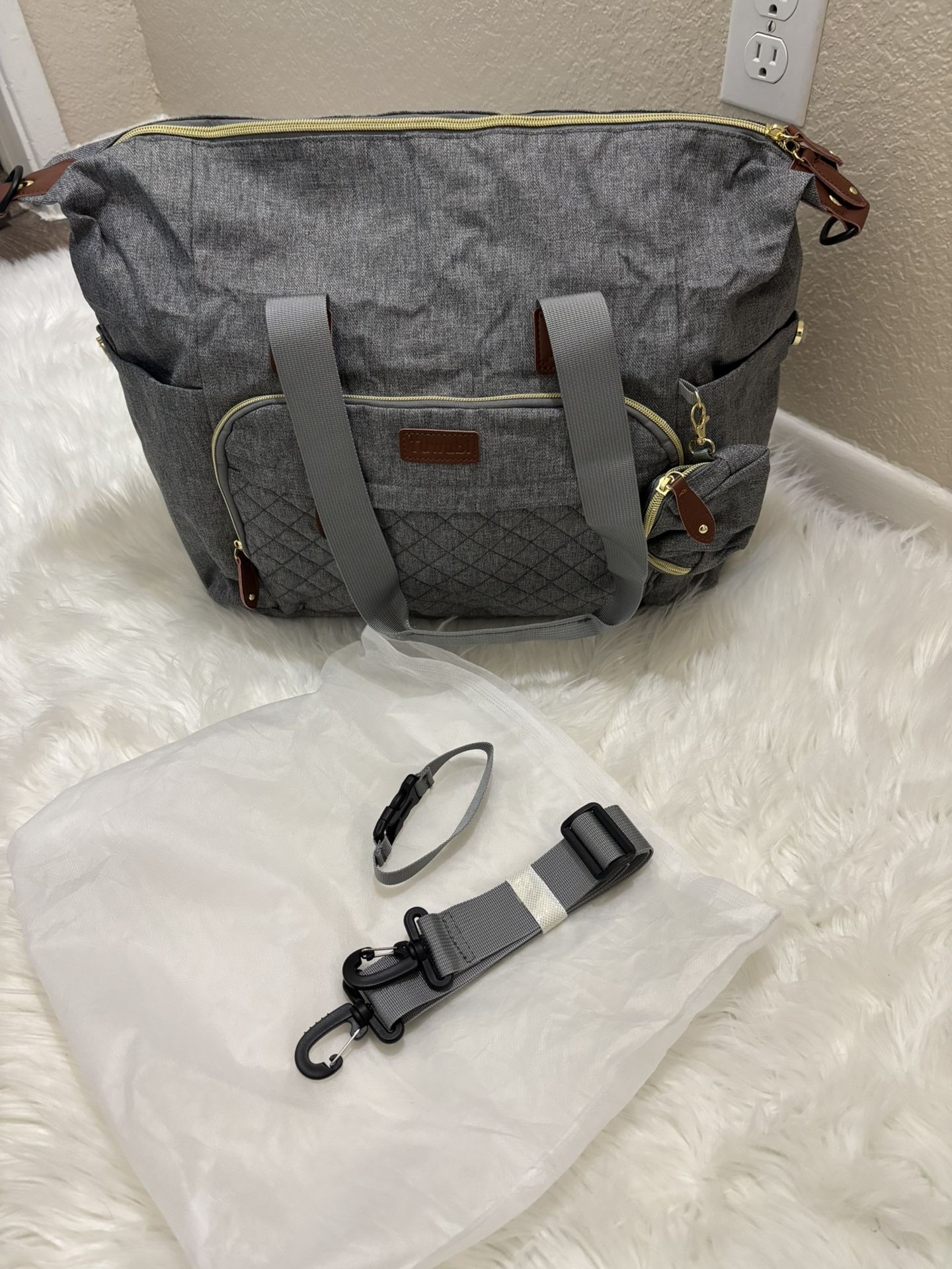 Tuwubi Diaper Bag Tote, Diaper Bag backpack with Pacifier Case Large Travel Diaper Tote for Mom and Dad Multifunction Large Baby Bag - Light Grey