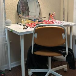 White IKEA Table (LINNMOM)