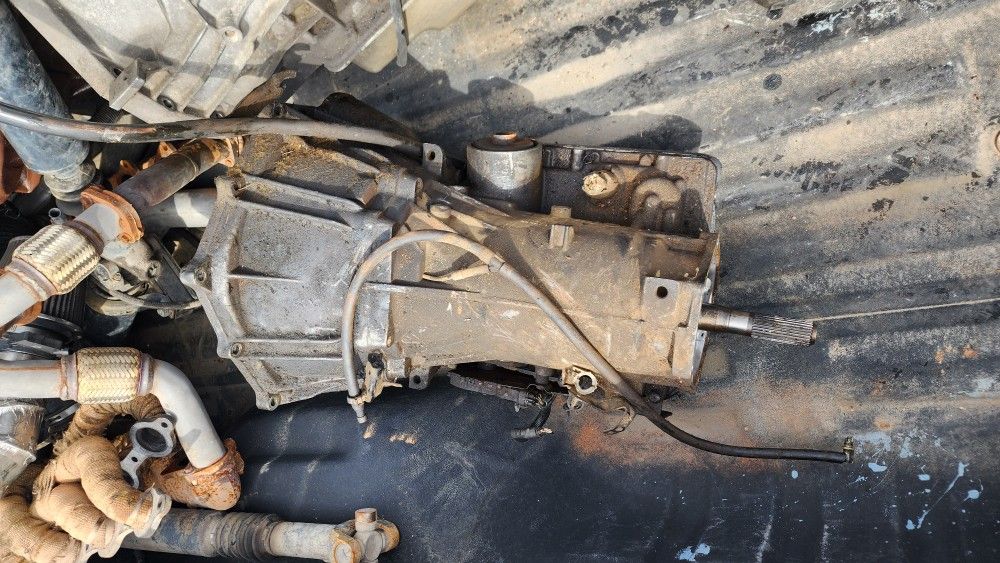 Chevy Pickup Truck 4x4 Transmission Tranfer Case And DriveShaft Parts