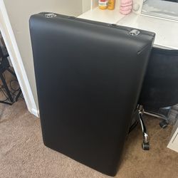 Massage Table 