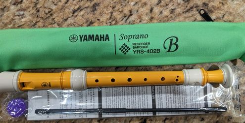 Yamaha Soprano Baroque Recorder YRS-402B