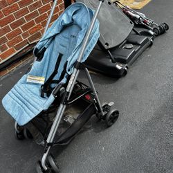 Stroller 