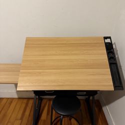 Art Table