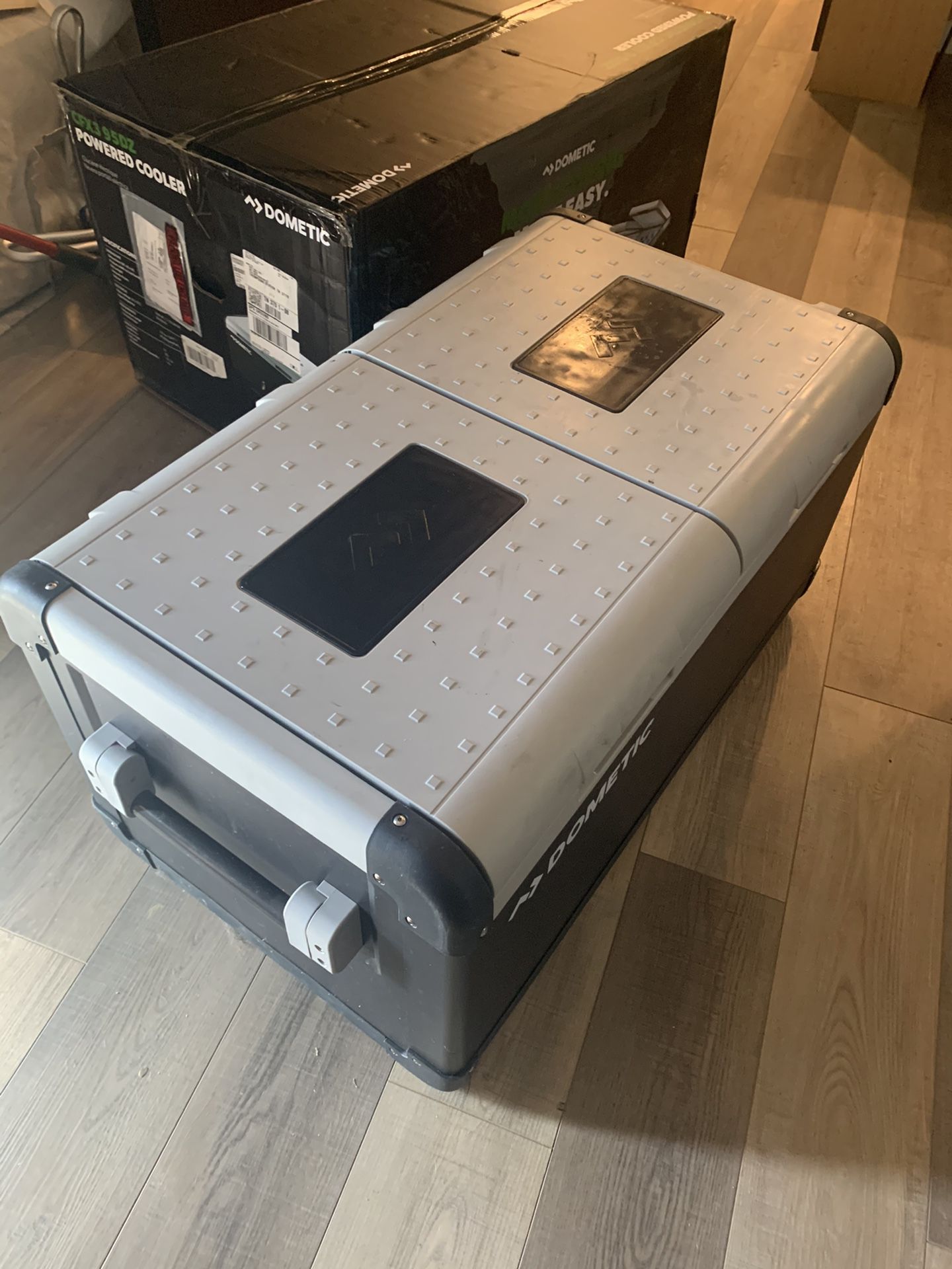 Dometic cooler
