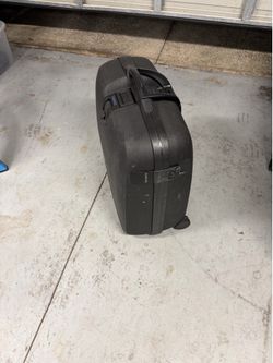 Vitange Samsonite suitcase