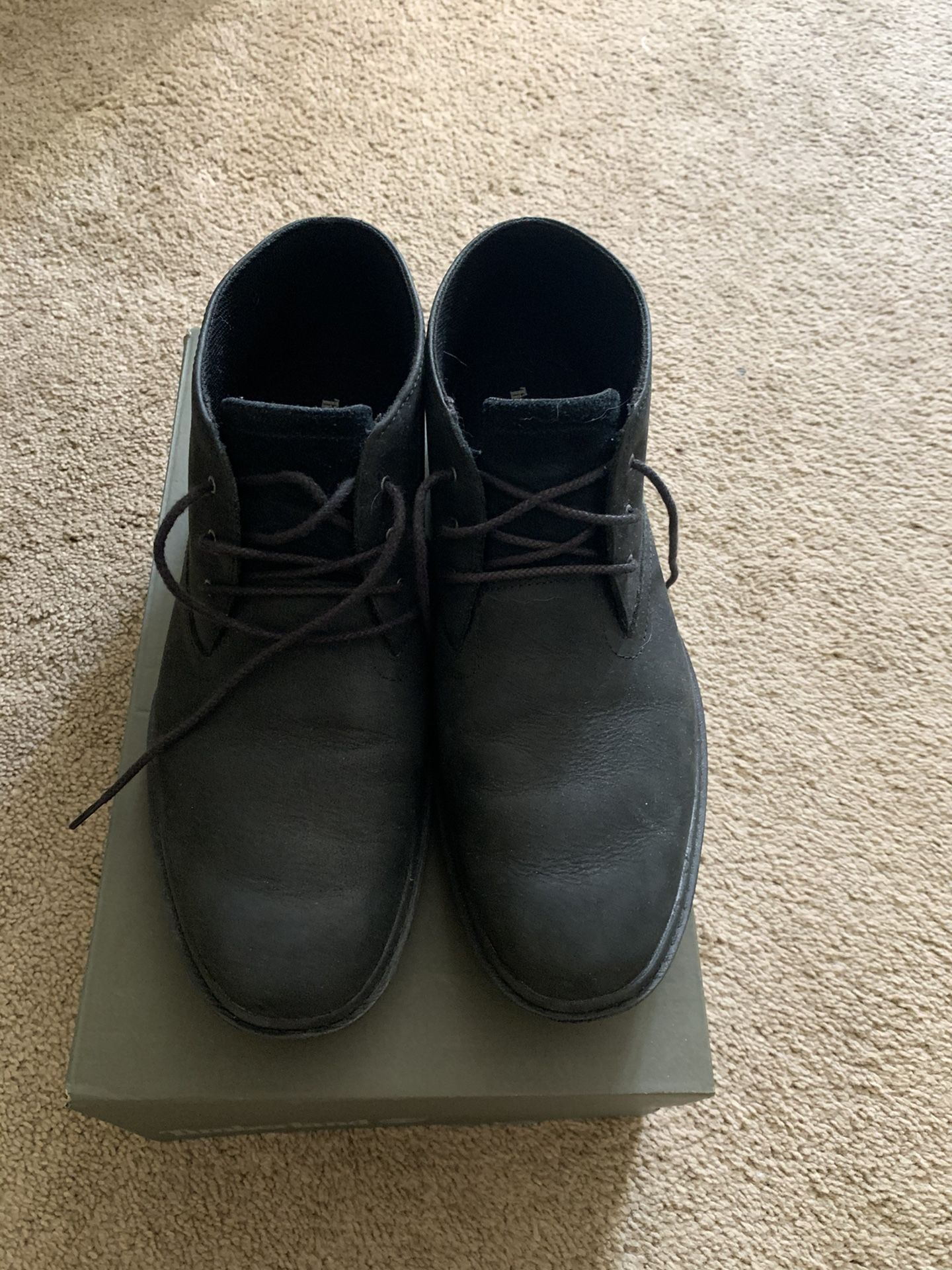 Shoes - Timberland 9.5