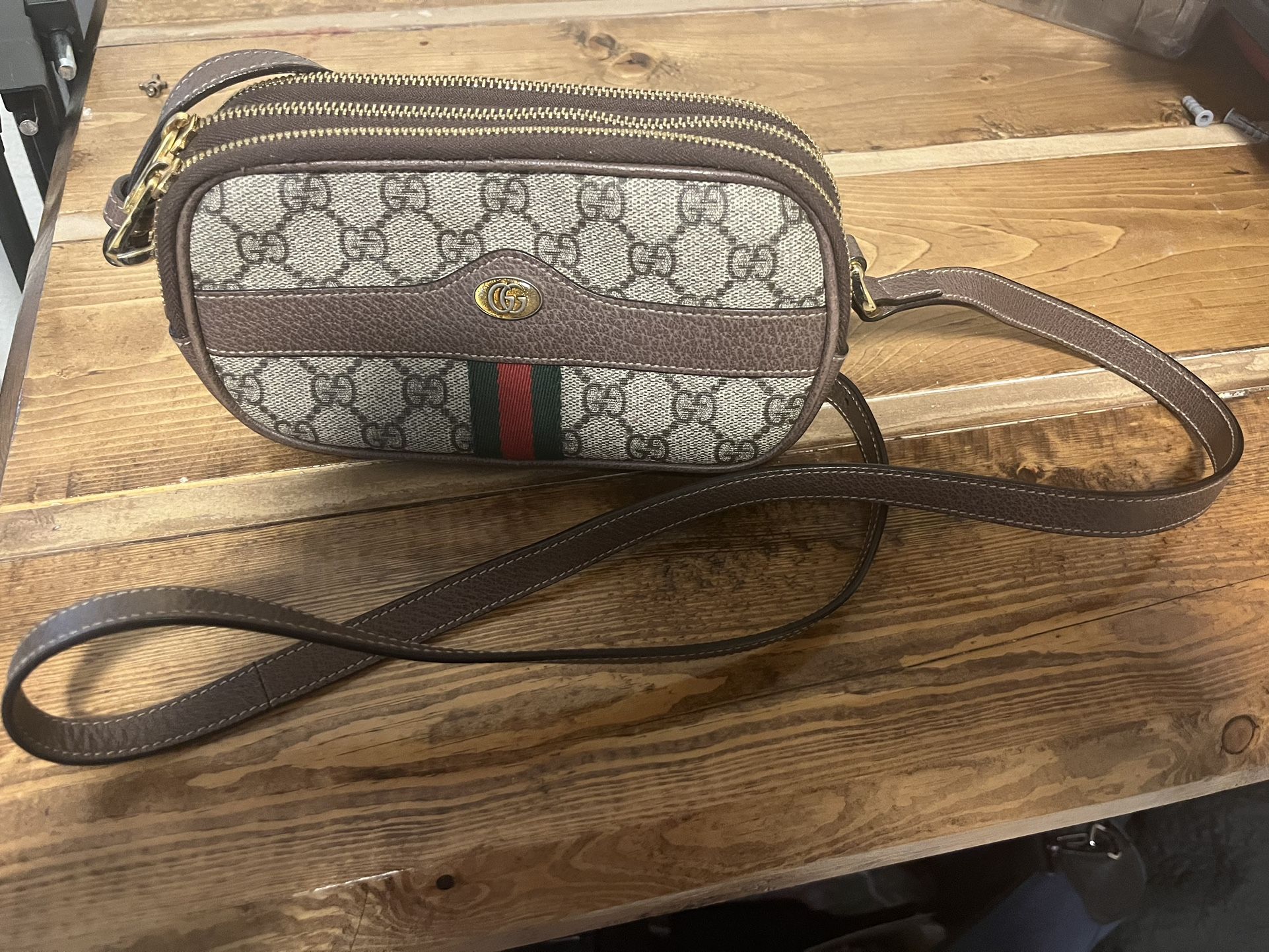 Gucci Crossbody 