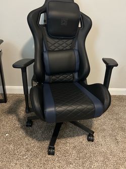 Gaming chair