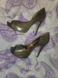 Jessica Simpson  High Heels. Used But In Great Shape And Condition, Olive Color