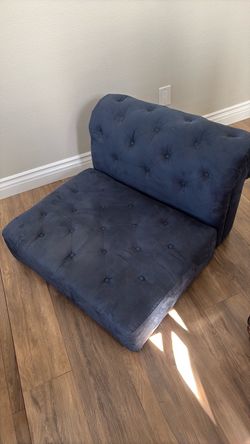 Pottery barn kids chair