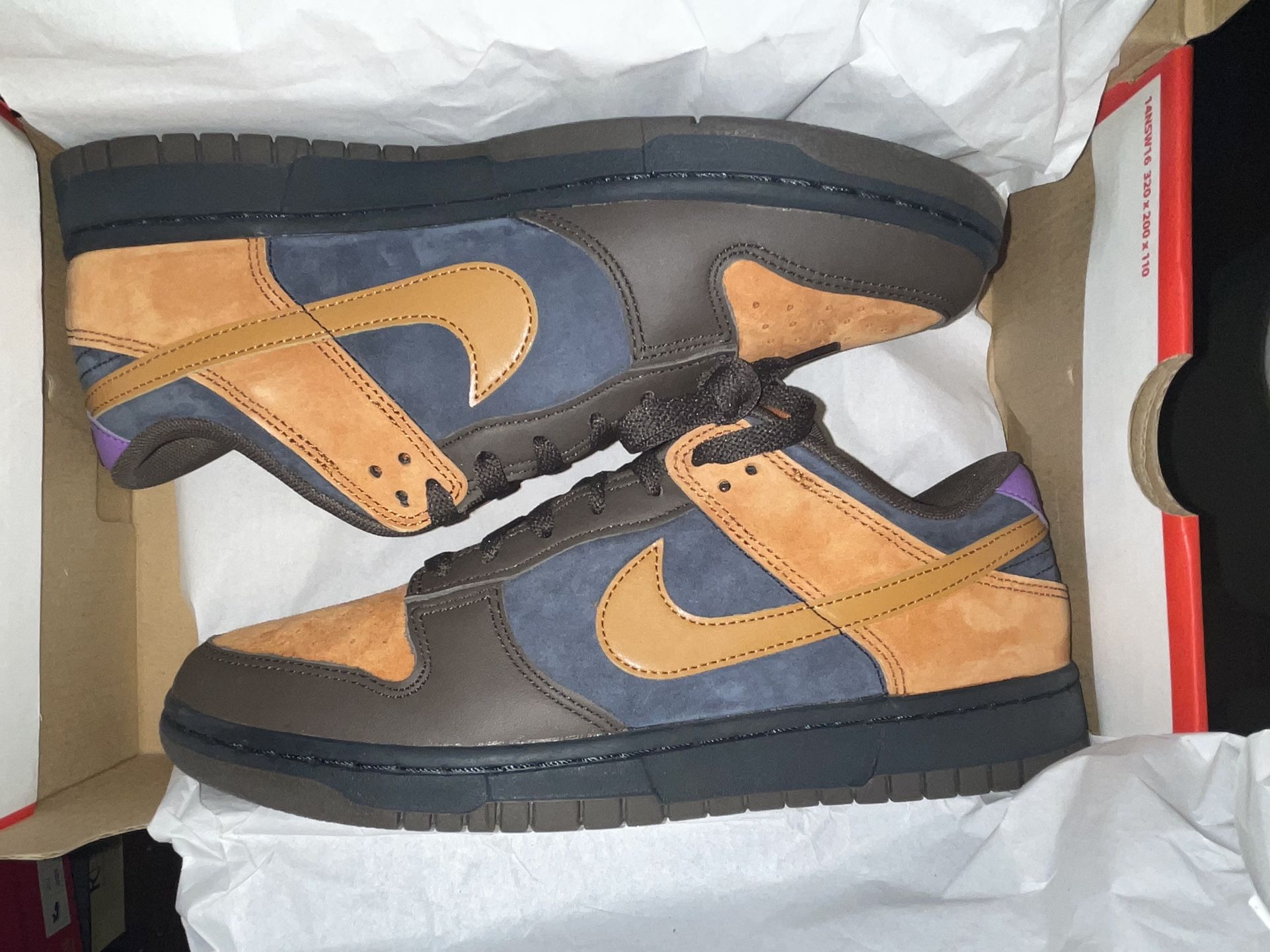 Nikes 