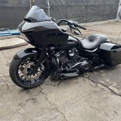 2019 Lay Frame Harley Davidson Road Glide Special 
