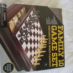 New Unopen.  Family  10. Game Set. 