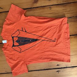 Nike Off-white T-shirt Orange. Size L