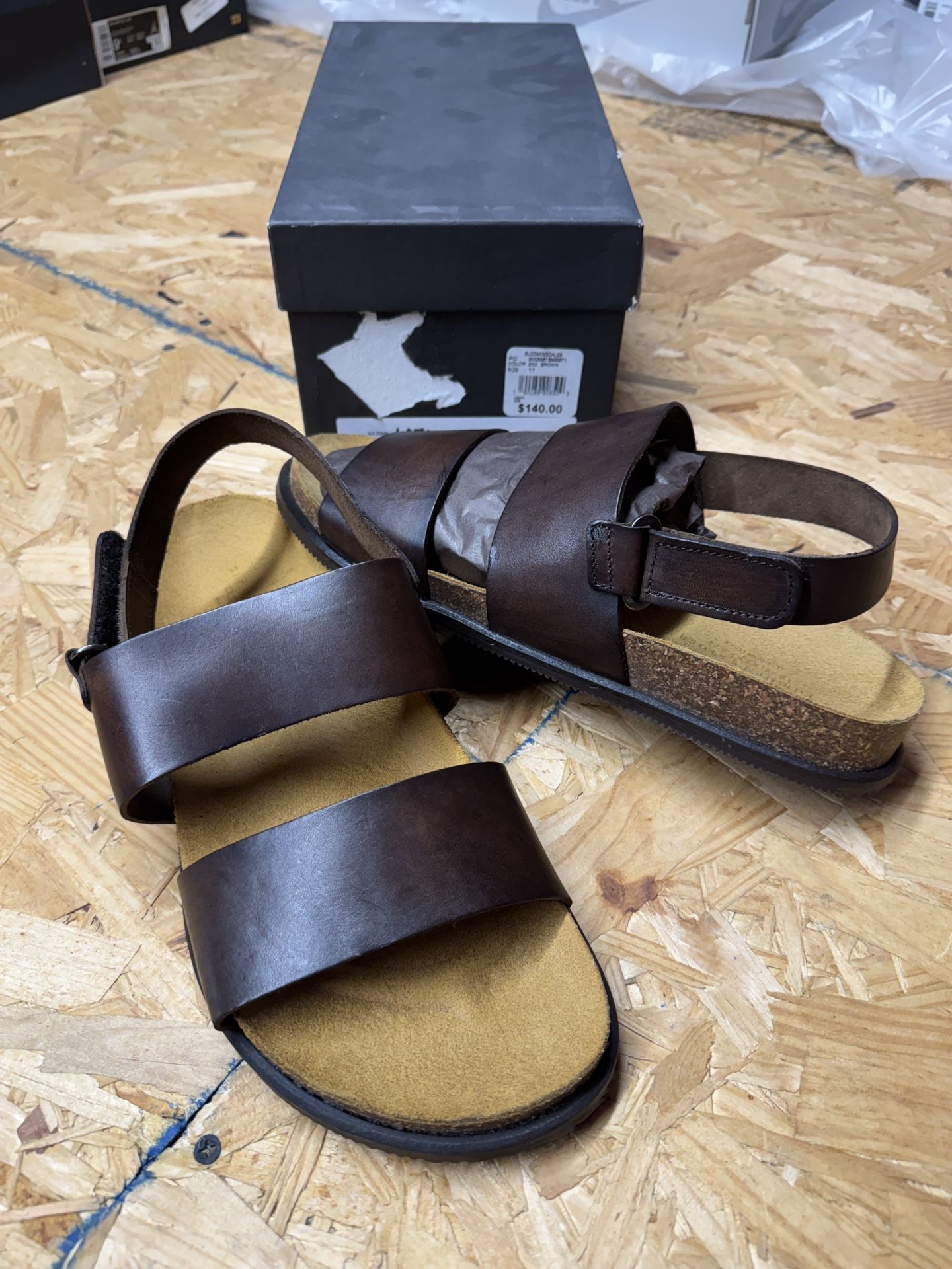 NWT The Men\'s Store Bloomingdale\'s Two Strap Grey Sandals Size 8 (MSRP $145) NWT The Men main image 4