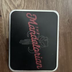 The Mandalorian Tin + Wallet