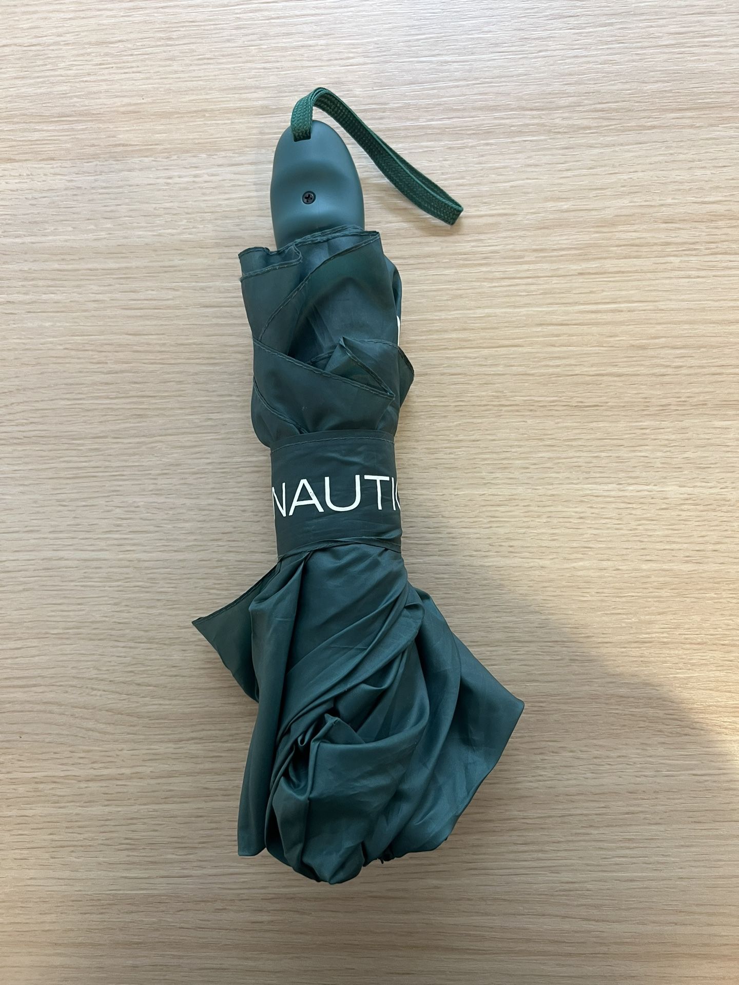Like New Nautica Umbrella