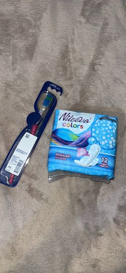 Essentials Bundle: Oral-B Toothbrush + Nileeva Regular Pads