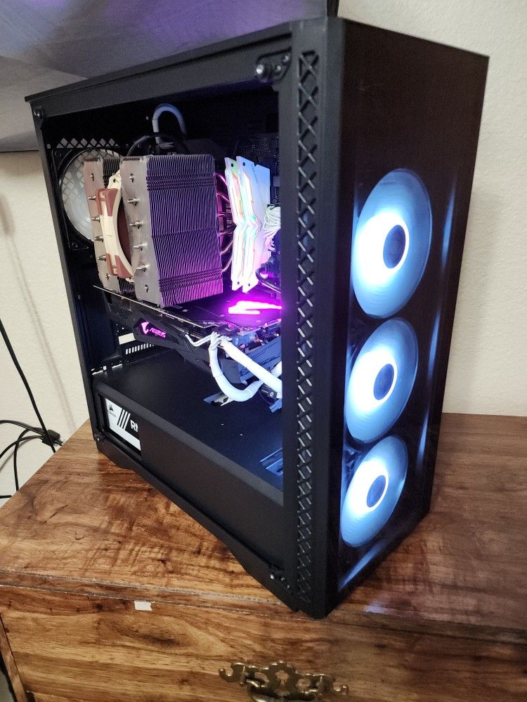 Gaming PC With Power Cable Mid Range