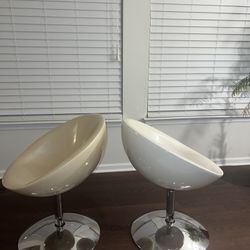 Vintage Space Age Egg Chairs