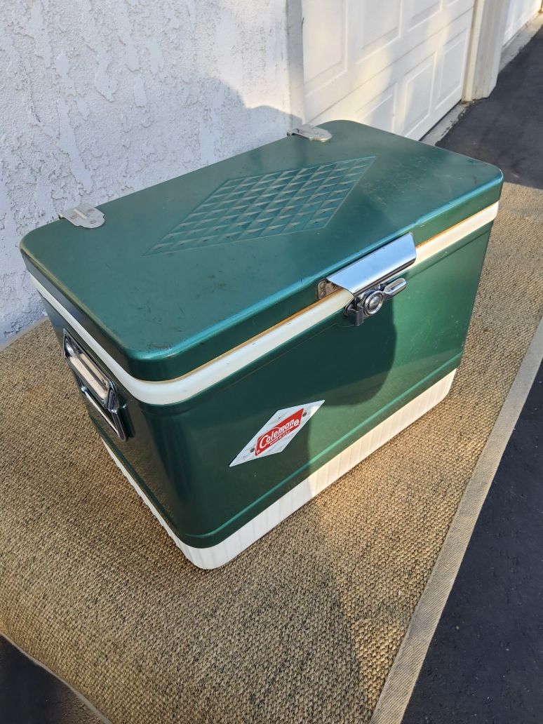 Vintage cooler Coleman