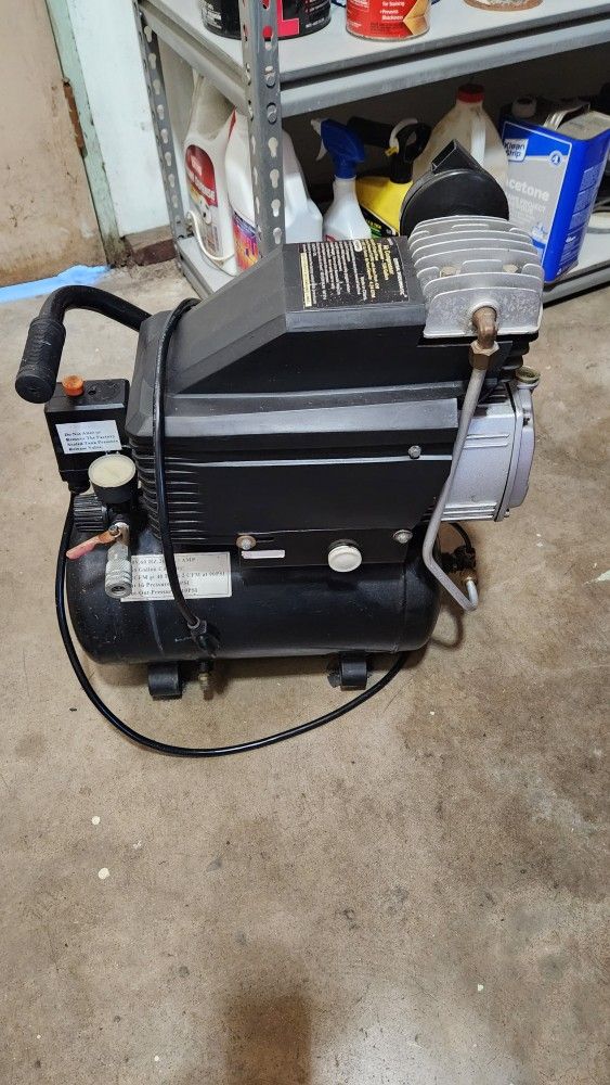 Small Air Compressor