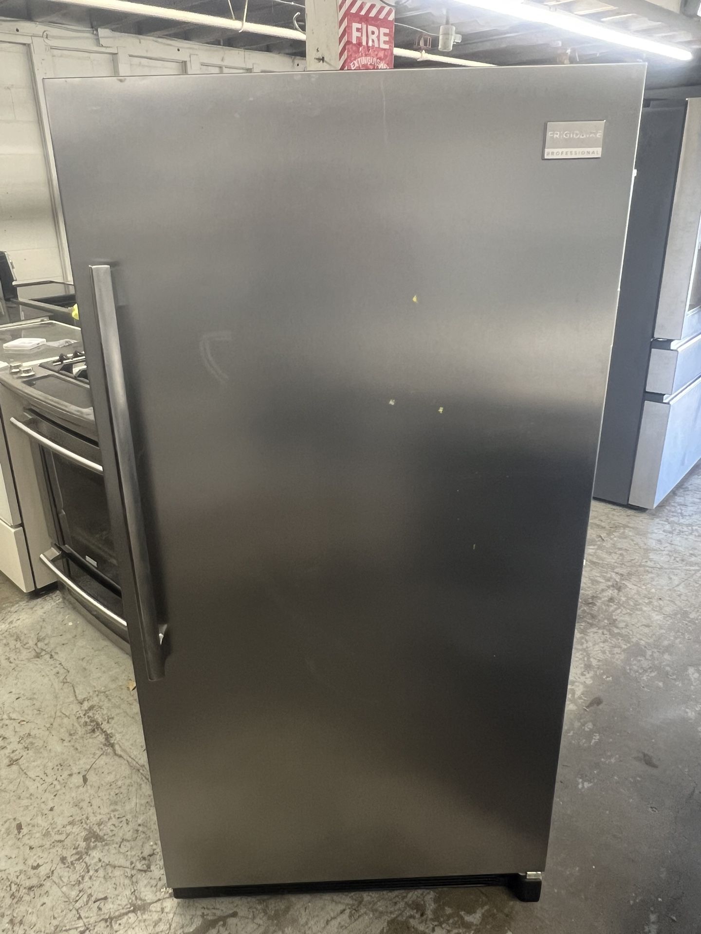 Frigidaire Full Refrigerator 