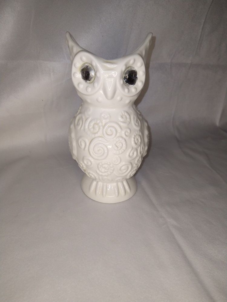 Decorative White Owl Vase