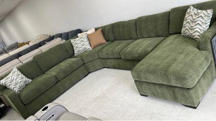 Sectionals , livingroom furniture, no credit needed , olive sectional , same day delivery 🚚