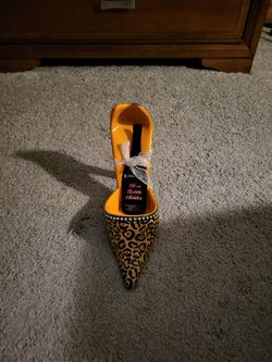 Wine bottle holder