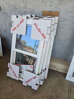 20 x 38 Single Hung *Dual Pane Vinyl  Window