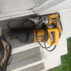 Swivel Head Shear And A Reciprocating Saw Wit No Blade 