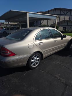 2004 Mercedes-Benz C-Class