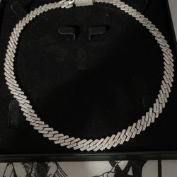 Diamond Chain 