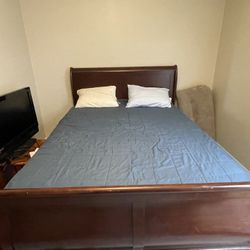 Queen Bed