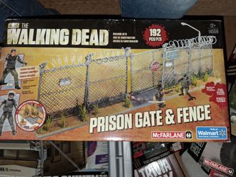 McFarlane The Walking Dead Prison Gate & Fence Building Set