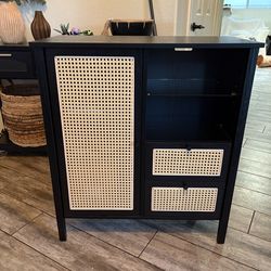 Cabinet black and rattan