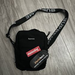 supreme bag 3 in stock 