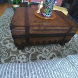 Trunk Look Coffee Table 