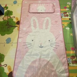 Baby bed mat and pillow