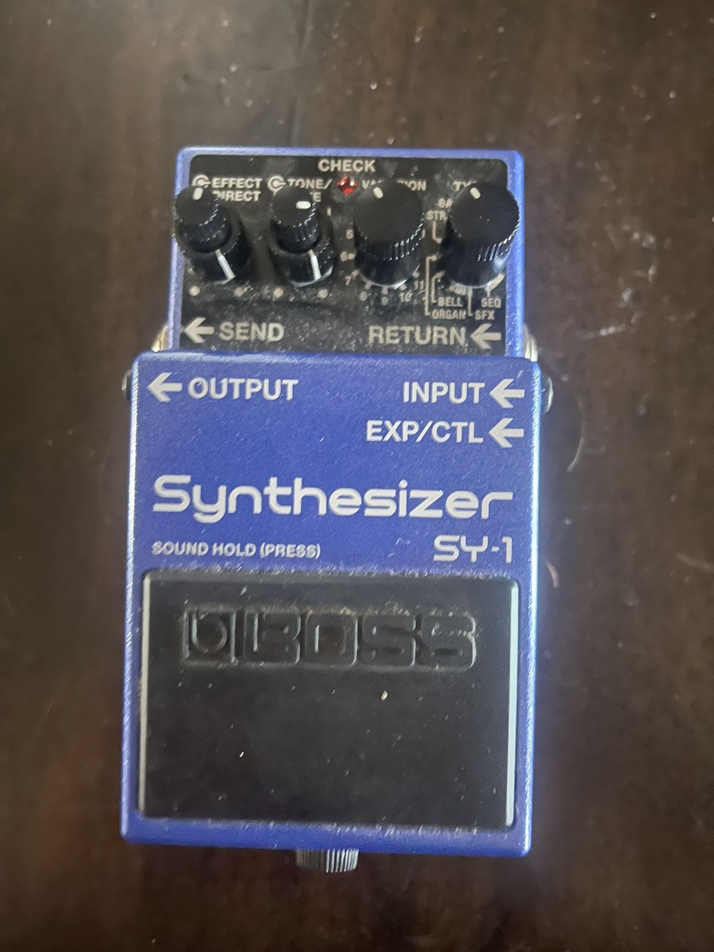BOSS SY-1 Synthesizer (Guitar Pedal)