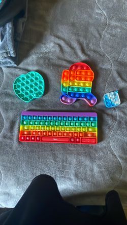 Pop It’s Various  sizes Bundle Qty 4 
